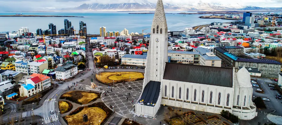 United Airlines Reykjavík Office